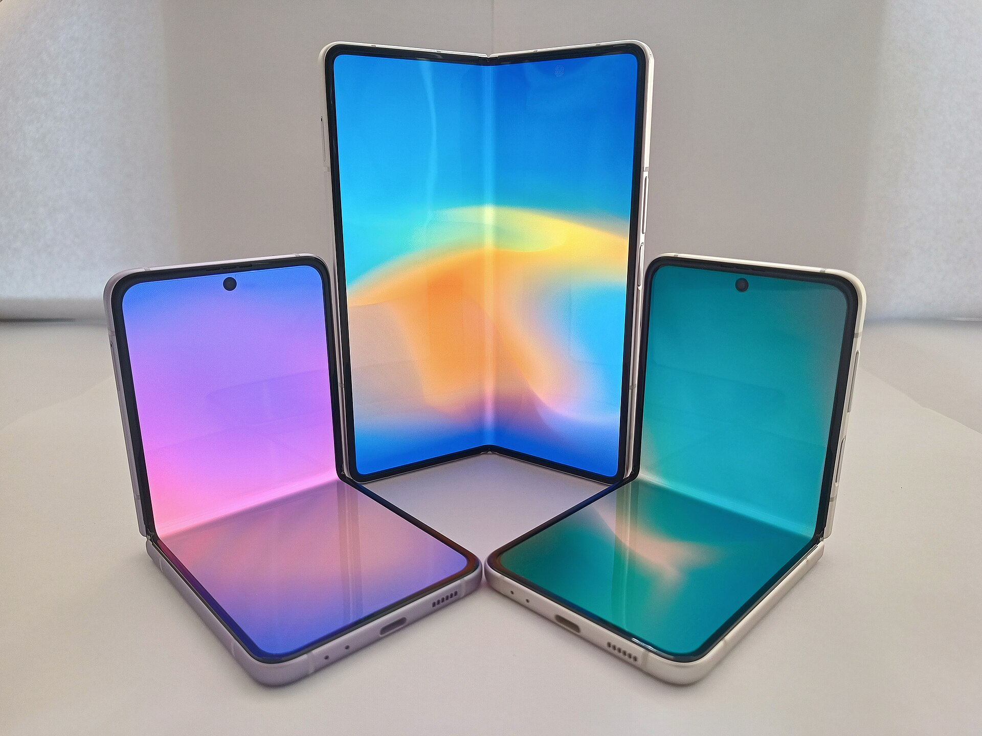 Foldable Phones Are Finally Getting Good — Here's Why That Took So Long